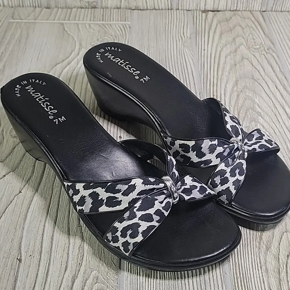 Matisse Black and White Leopard Print Wedge Sandals Womens Size 7